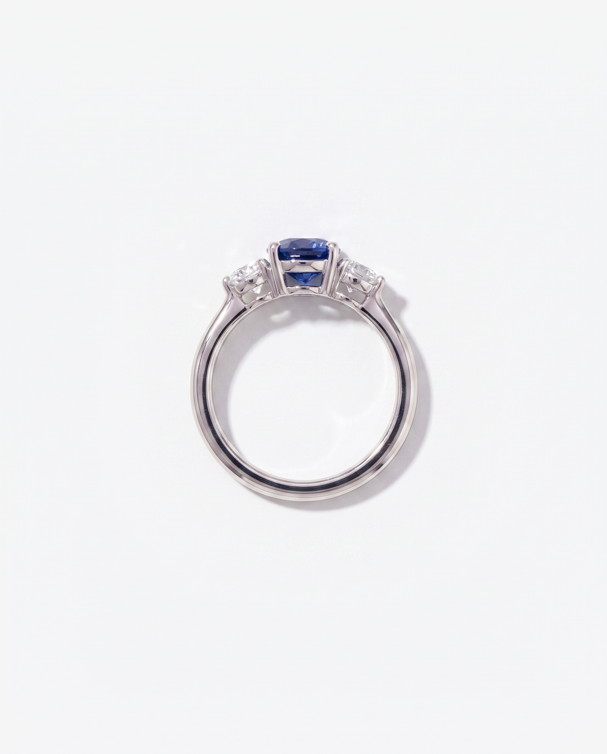 Blue Sapphire Solitaire, overhead view looking down onto the stone