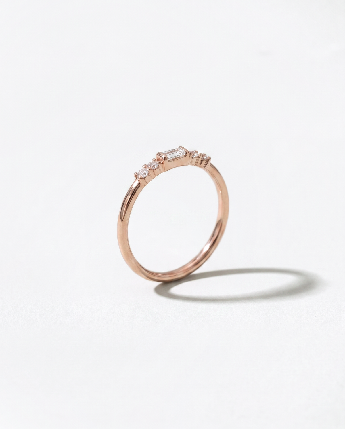 Diamond Baguette, side profile view showing the band and setting height