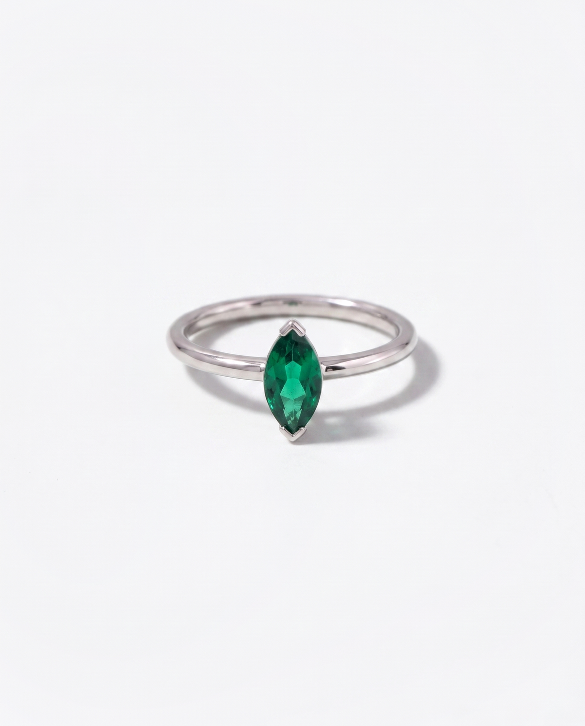 Marquise Emerald, overhead view of the ring