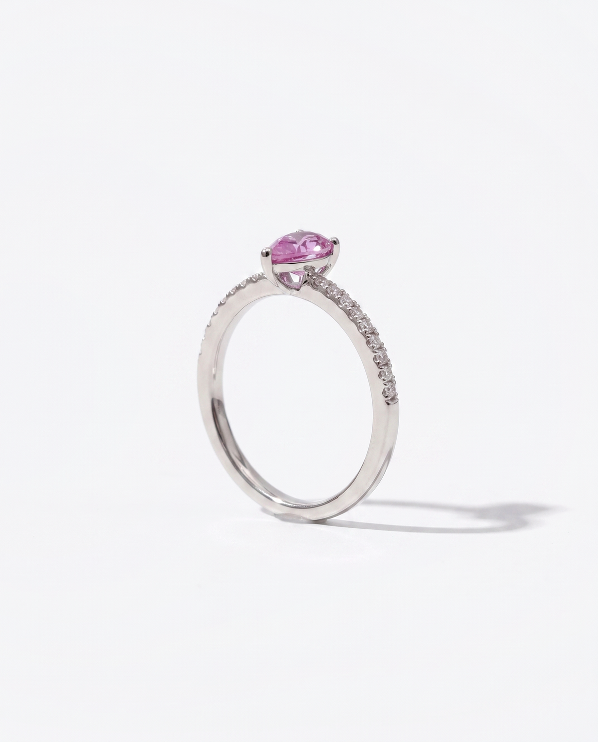 Pink Sapphire Pear, side profile view of the setting