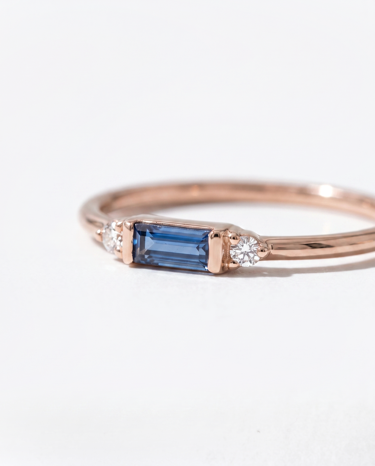 Sapphire Baguette, close-up macro view of the stone setting